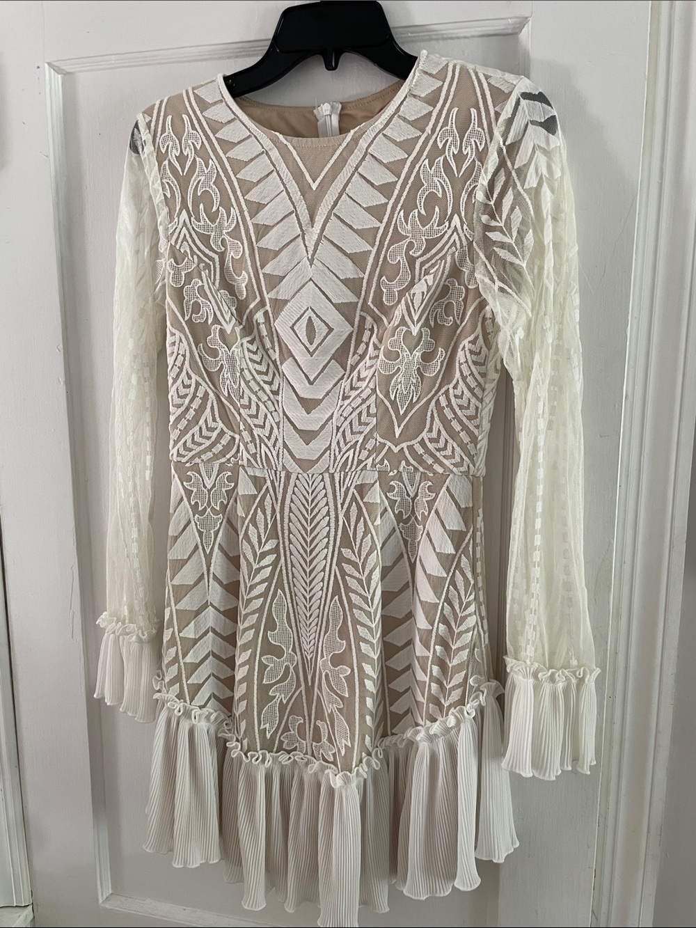 NWT Saints and Secrets Long Sleeve Ivory Beige Dress - Medium